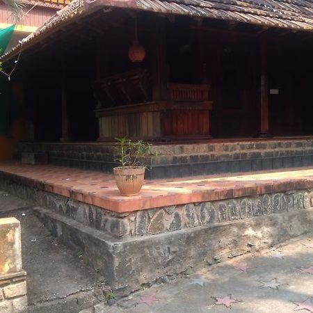 شقة Thriphala Ayurveda Yogashram تريفِندرم المظهر الخارجي الصورة